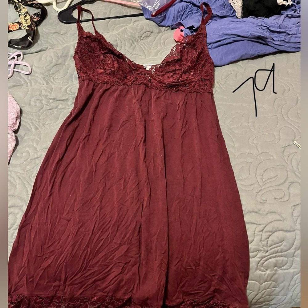 Eberjey Burgundy Lace-Trim Chemise